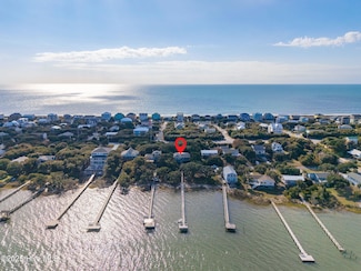 3904 Emerald Dr, Emerald Isle, NC 28594