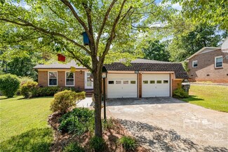 6511 Paleface Place, Charlotte, NC 28214