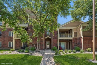 104 Glengarry Dr Unit 206, Bloomingdale, IL 60108