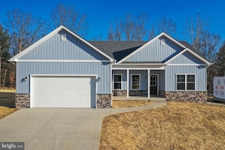 12 Larimar Ln, Inwood, WV 25428