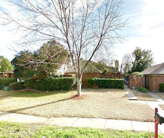 10244 Ridge Oak St, Dallas, TX 75227