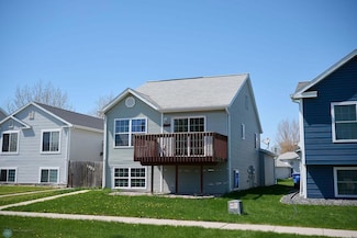 1917 57th Ave S, Fargo, ND 58104