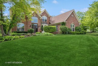 3807 Chesapeake Rd, Saint Charles, IL 60175