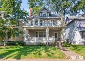 1329 Holmes Ave, Springfield, IL 62704