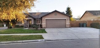 2715 W Brooke Ave, Visalia, CA 93291