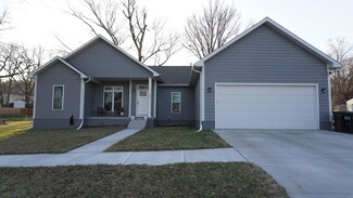 1909 Main St, Hamburg, IA 51640