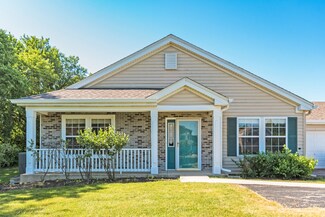 89 Waterbury Cir, Oswego, IL 60543