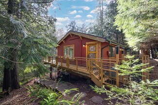 19 Lost Lake Ln, Bellingham, WA 98229