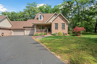 806 Forrest Dr, Tullahoma, TN 37388
