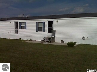 13690 40th Ave, Remus, MI 49340