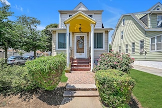 102-20 218th Place, Jamaica, NY 11429
