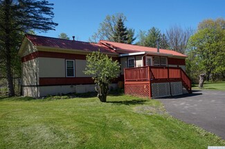 5 Meadow Ln, Cairo, NY 12413