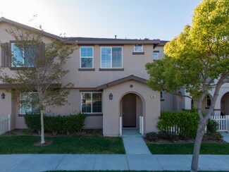 3367 N Oxnard Blvd, Oxnard, CA 93036