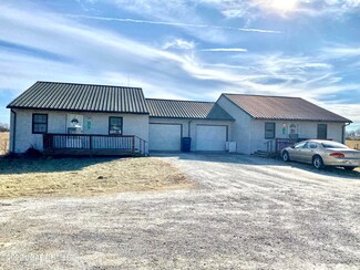 238 Maple St, New Bloomfield, MO 65063