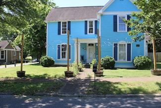 211 Maple St E, Fayetteville, TN 37334