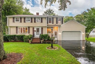 16 Phyllis Ave, Burlington, MA 01803