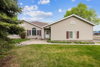400 5th St N, Sartell, MN 56377
