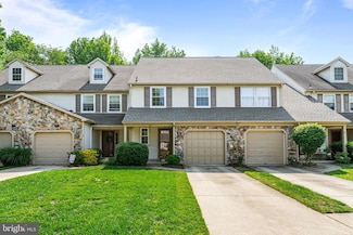 132 Wagonwheel Ct, Marlton, NJ 08053