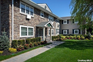 41 Long Island Ave Unit 7B, Wyandanch, NY 11798