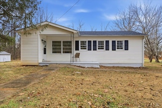 292 Evergreen Ave, Appomattox, VA 24522
