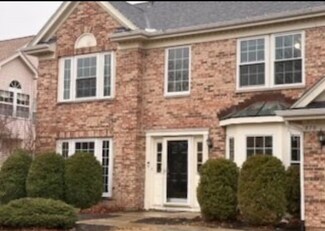870 Brompton Cir, Bolingbrook, IL 60440