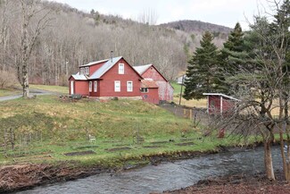 46 Ladd Rd, Northfield, VT 05663