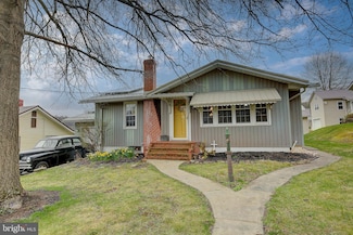 30 S Zellers St, Mc Clure, PA 17841
