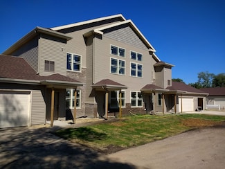 6617 Scattergood Ln, Windsor, WI 53598