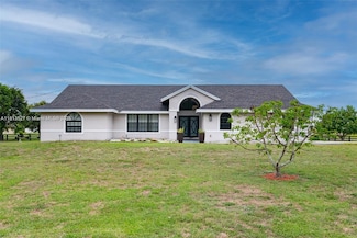 17506 W Sycamore Dr, Loxahatchee, FL 33470