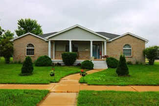 410 N Birch St, Janesville, IA 50647