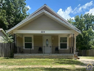224 S Merchant St, Emporia, KS 66801