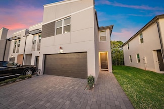 3915 SE Mentmore Ln, Stuart, FL 34997
