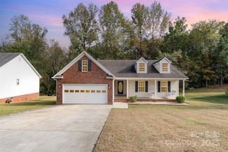 446 Eden Oaks Dr, Rock Hill, SC 29730