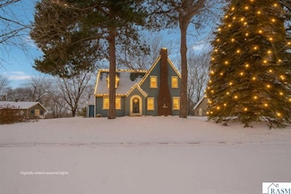 105 N Holland St, Blue Earth, MN 56013