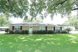 600 Brule Rd, Labadieville, LA 70372