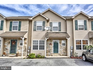 702 Golden Dr, Blandon, PA 19510