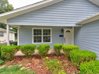 706 W Cherokee St, Cleveland, OK 74020