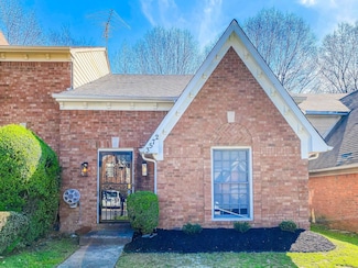 3572 Bishops Gate Dr, Memphis, TN 38115