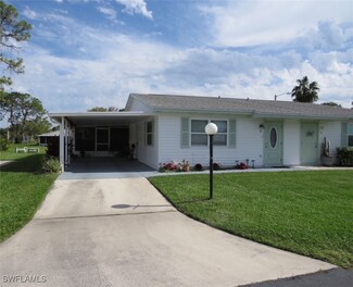 5 Pinewood Blvd, Lehigh Acres, FL 33936