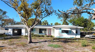 4721 Del Rio Way S, Gulfport, FL 33711