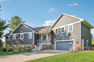 1060 Lake St, Baraboo, WI 53913
