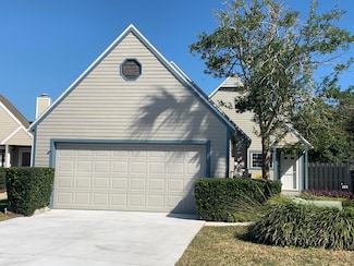 108 N Lake Cir, Saint Augustine, FL 32084