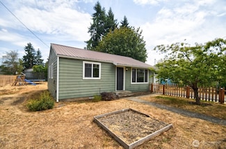 1310 Johnson Rd, Centralia, WA 98531