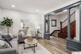 226 N 30th St, Lincoln, NE 68503