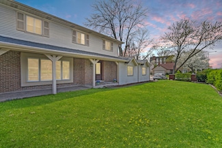 861 Saxon Place, Buffalo Grove, IL 60089