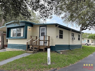 2438 Montauk Ct, Orange City, FL 32763