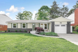 6649 Evening St, Worthington, OH 43085