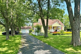 5908 Broadway St, Lancaster, NY 14086