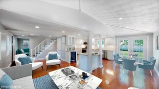 3 Oak St, Wilmington, MA 01887