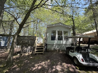J-260 Williams Way, Gouldsboro, PA 18424